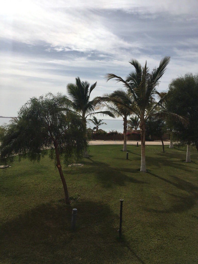 اللهم لك الحمد والشكر كما ينبغي لجلال وجهك وعظيم سلطانك اللهم لك الحمد والشكر حتى ترضى ولك الشكر بعد الرضى ولك الشكر اذا رضيت اهل انت ان تعبد واهل انت ان تحمد واهل انت ان تشكر 

💥قول وفعل يا أبو سلمان💥