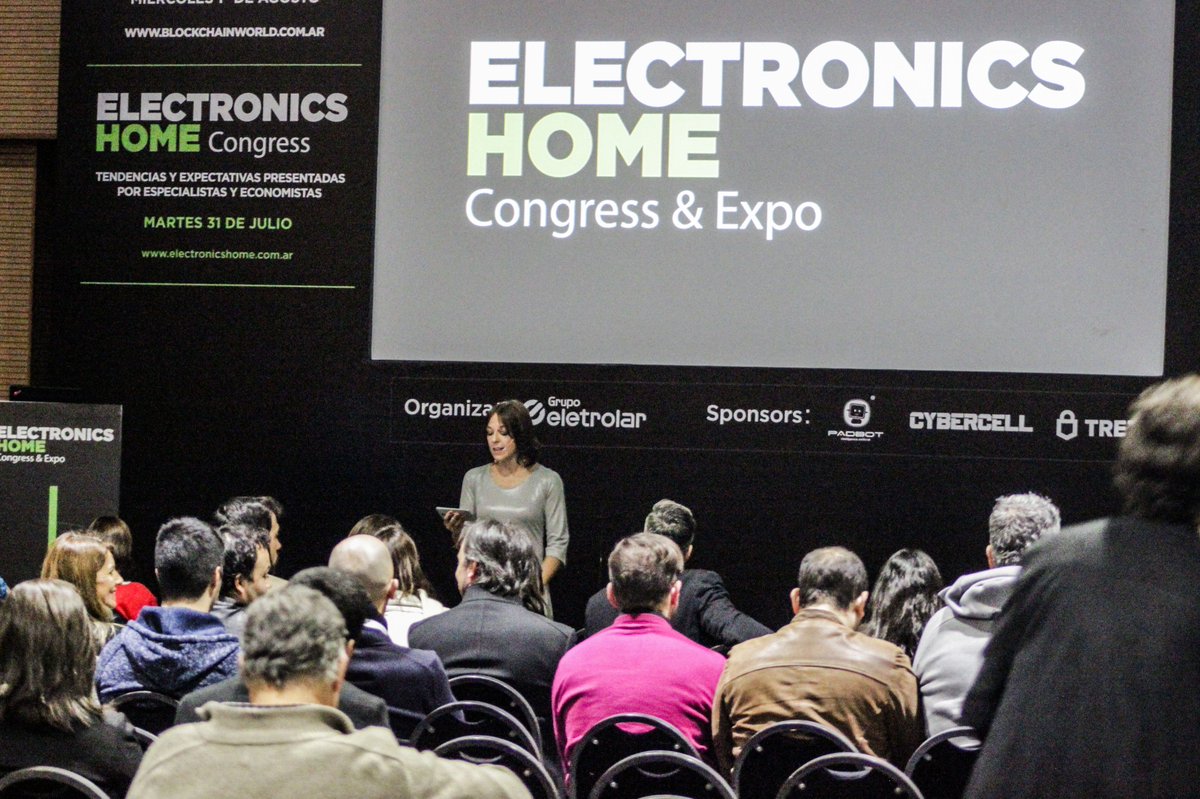 electronicsHS's tweet photo. El congreso Electronics Home se llevó a cabo con una amplia concurrencia en el auditorio central del CEC, además tuvimos una agitada jornada en los stands de las marcas que nos acompañan en esta primera edición. #elctronicshome2018 https://t.co/sCsYV8jJhk