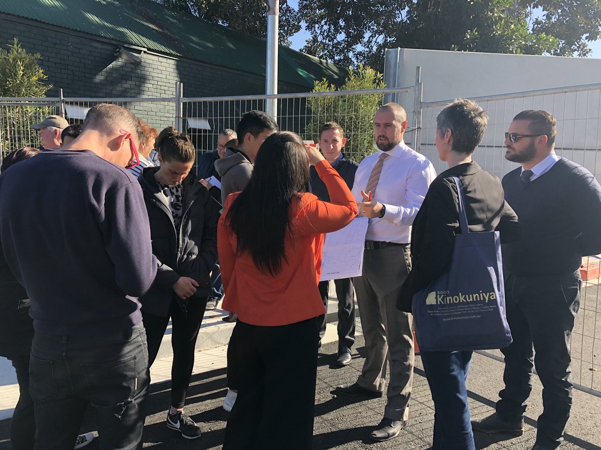 MF__PR's tweet image. Despite prior confirmation concerned Kensington residents &amp;amp; @RandwickCouncil are locked out of #lightrail site by @Accion @smh