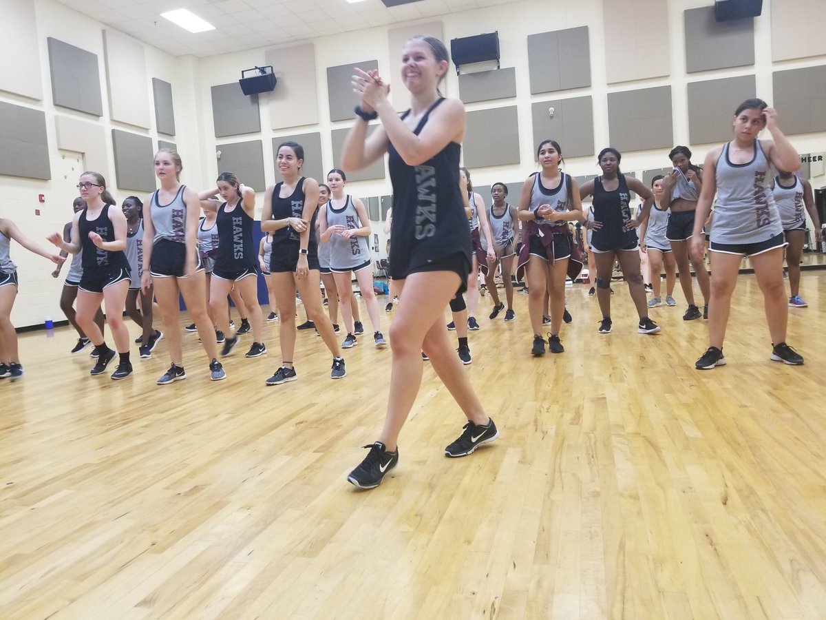 ROHSHawkettes's tweet photo. Prepped and ready for Hawkette and Highstepper Camp tomorrow!
#HardwokPaysOff
#adts2018 https://t.co/xwMbS5SeEf