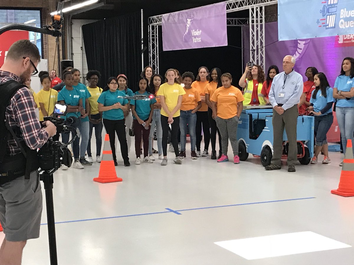 kristenebrown's tweet photo. It’s #droneday at @comed #IceboxDerby #BuildDay3. #orangeflare #GirlsInSTEM https://t.co/IUFiq3r5qD
