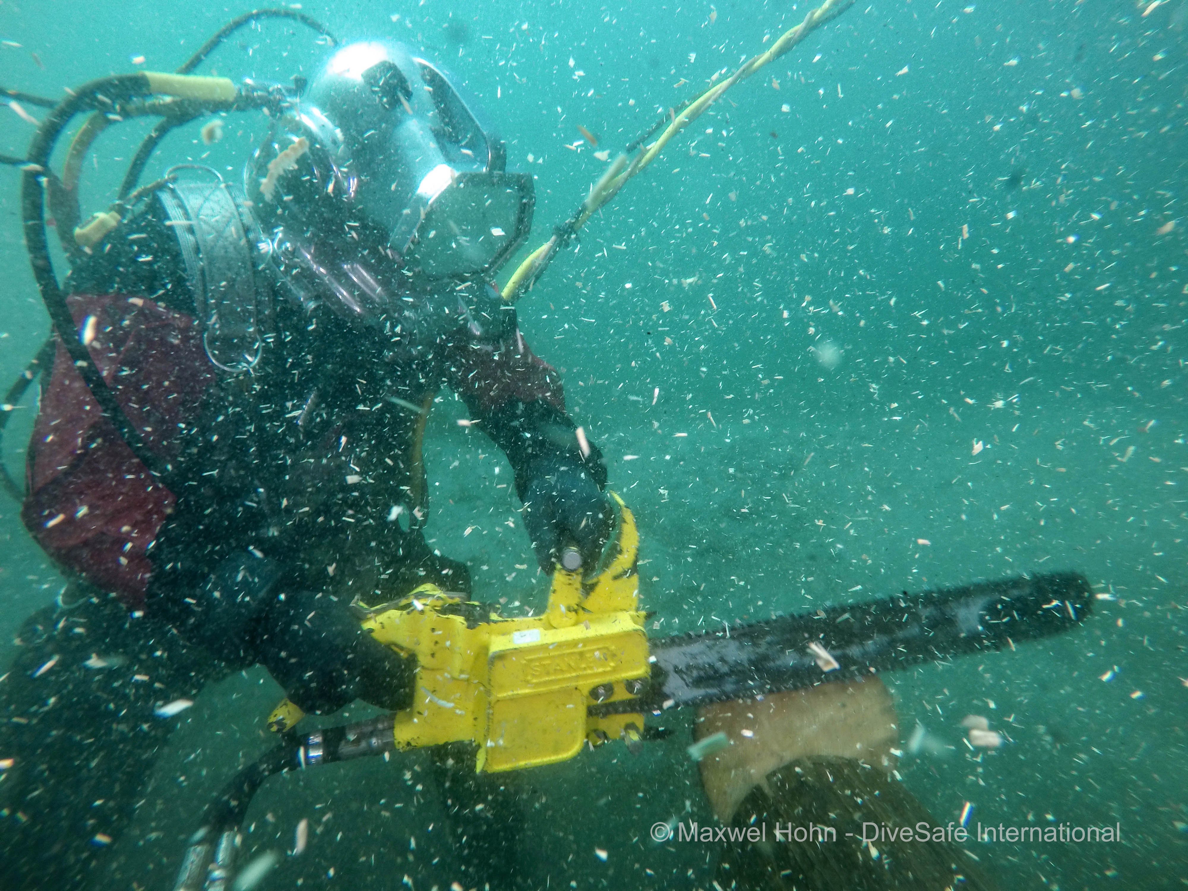 DiveSafe on Twitter "Check out this hydraulic chainsaw action underwater!! divesafe 