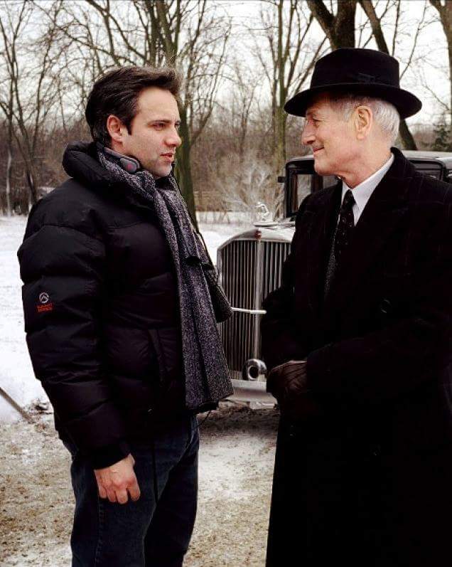 Happy birthday, Sam Mendes!

Seen here with Paul Newman on the set of Road to Perdition (2002). 