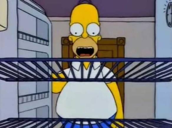 quando eu acordo de madrugada e abro a geladeira