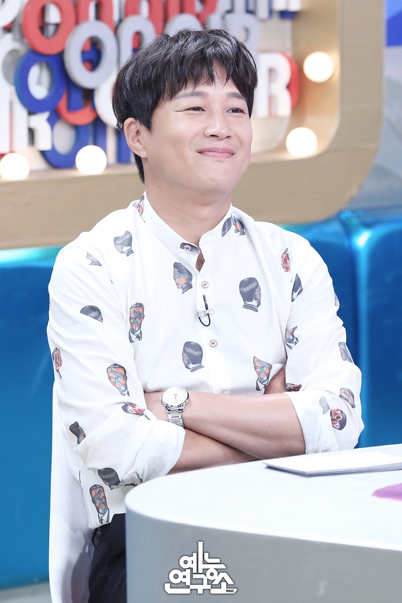 MBC_entertain's tweet image. 라스의 비주얼 센터는 나야나🤟
얼굴 뜯어먹는 소리 하네 특집!
#라디오스타 (수) 밤11시 10분
#차태현 #MC촤 #촤랑둥이