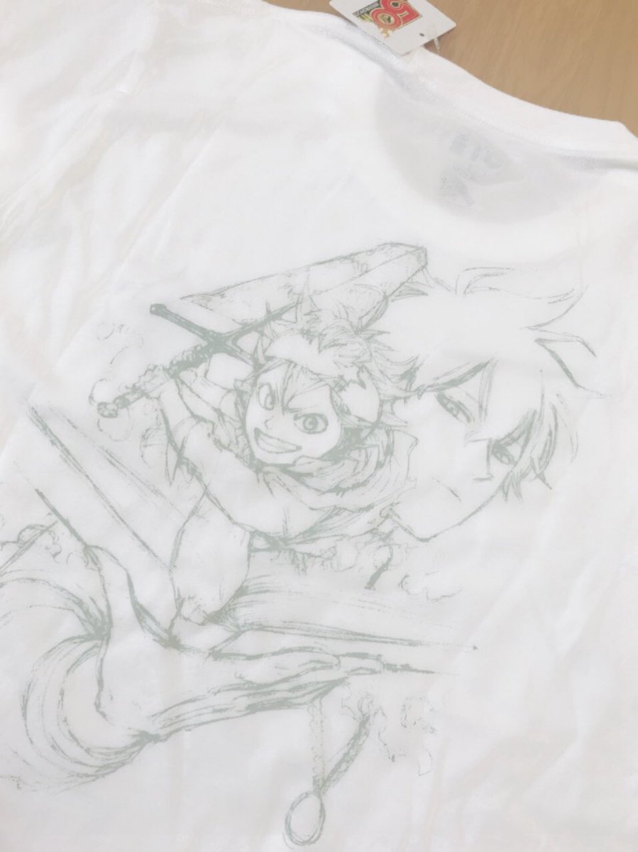 景山梨彩 Risa Kageyama Twitter પર ブラッククローバー ユニクロコラボｔシャツ デザインおしゃれ で着まわしやすいしイラストかっこいいー 今日から８月ですね 暑い日が続きますが 健康で楽しい夏をお過ごし下さい