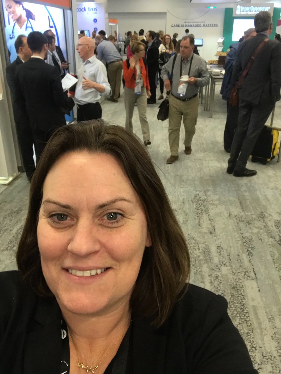 Wendysutton15's tweet photo. @HISA_HIC 
Networking with all the HIC minds #HIC18 https://t.co/ZMhzX1AneO