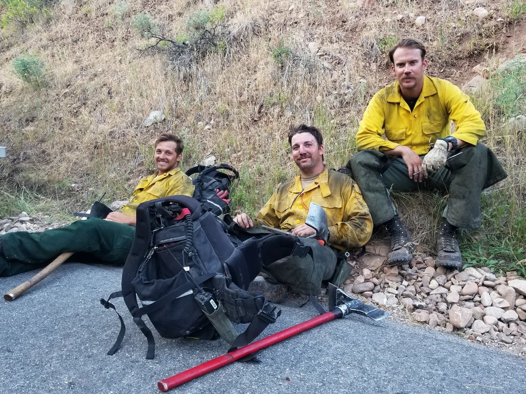 SummitCountyUT's tweet photo. Among the many hero firefighters who responded to the #TollgateFire Monday was a team from Wasatch Helitack, a Super Base Program with U.S. Forest Service Uinta-Wasatch-Cache National Forest. Thank you, Wasatch Helitack, for supporting #SummitCounty. #Tollgate #wildfire https://t.co/0eIR4ZUcCx