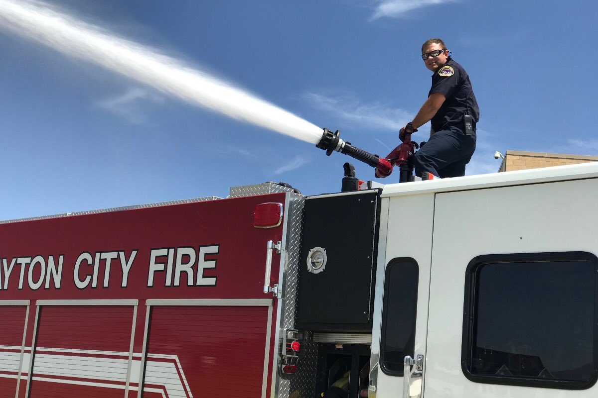 Twitter Friends... could use your support! A LFD FF/SWAT medic was seriously wounded last night. His injuries were serious &amp; will keep him from returning to work for several months. Please consider a small donation to his GoFund me account! Thank you!
gofundme.com/Brian-Cunningh…