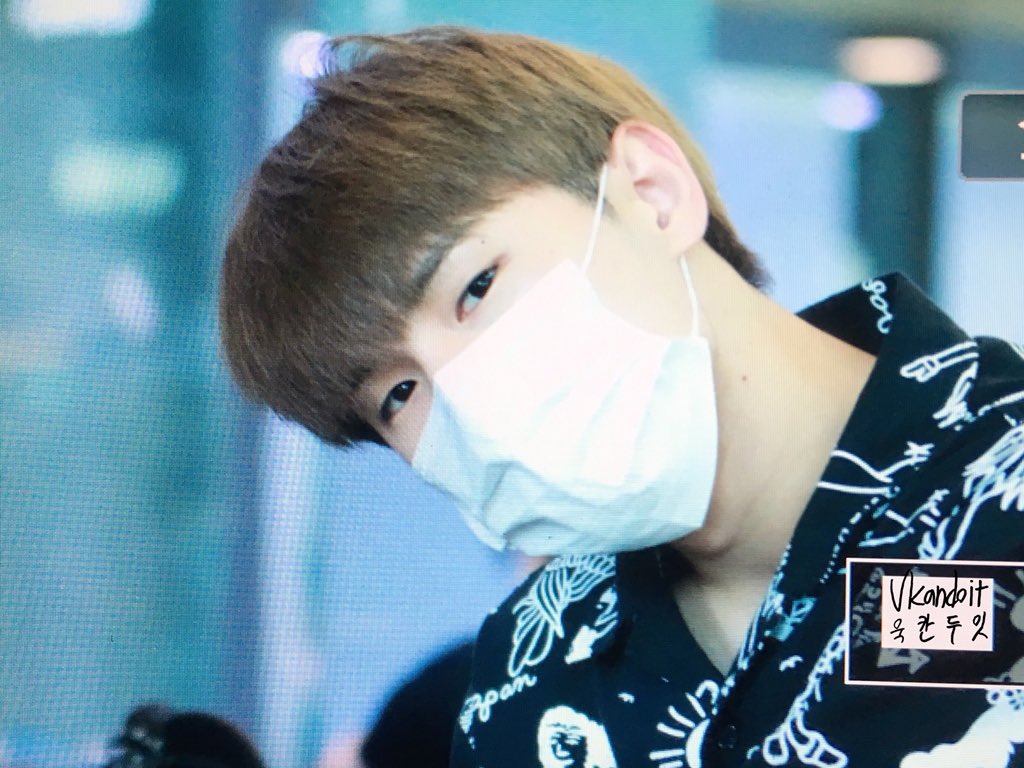 UK_CANDOIT's tweet photo. 180801 인천공항 출국 프리뷰
5주년이라 귀여움과 잘생김이 오조오억배🎉❤️
@24k_Uk #투포케이 #24K #정욱 #무대천재 https://t.co/ZFb0QwhbZb