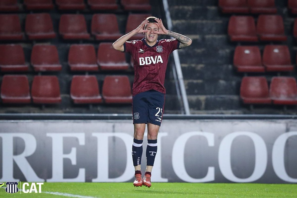 AgusTalleres18's tweet photo. Festejalo #LG25 🏃⚽ https://t.co/hM9Noqh1yQ