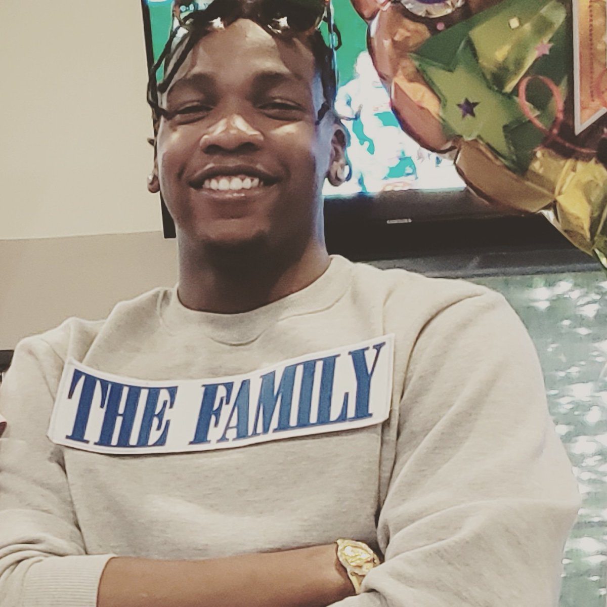 AIPinson's tweet image. Thankful to call him My Son BLESSED to be his Mother. My dude Dub aka Doe aka smoothkilla. Germany I hope you ready for some basketball because he sure going to give you your money worth. I love @Mejor_Intelecto