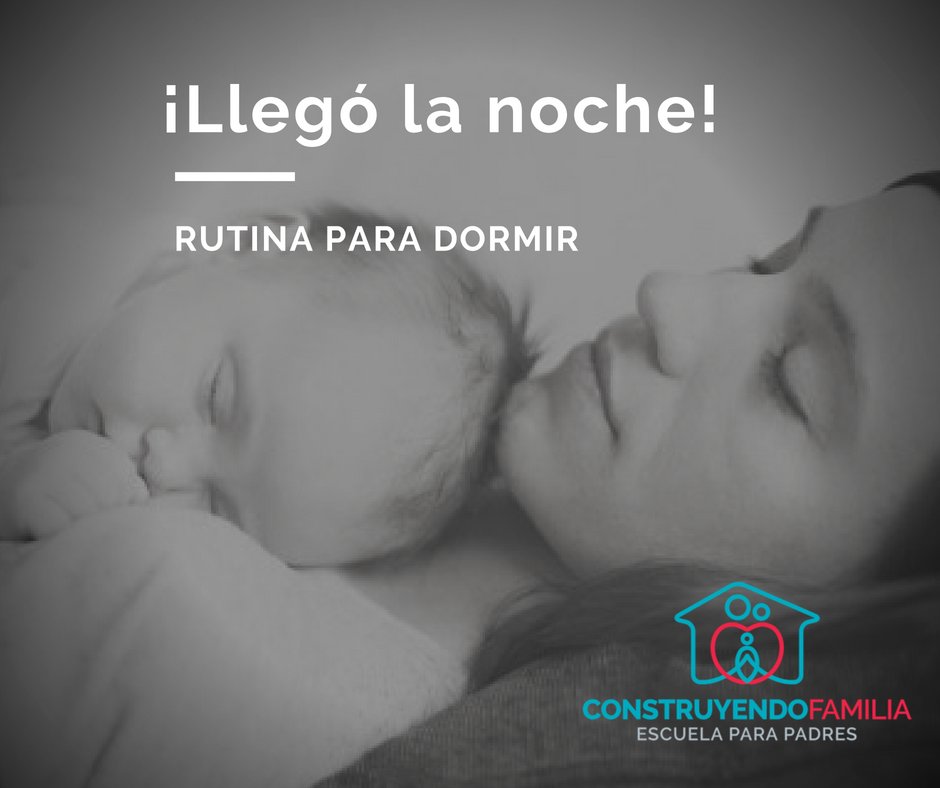 Acostúmbralos desde que son bebés a tener la rutina para dormir. Podría ser:
1.- Cenar, o tomar la mamadera,
2.- bañarse,
3.- y luego acostarlos a dormir
o puede ser distinta:
1.- Bañarse, 
2.- cenar o tomar la mamadera,
3.- y luego acostarlos a dormir bit.ly/RutinaDormir