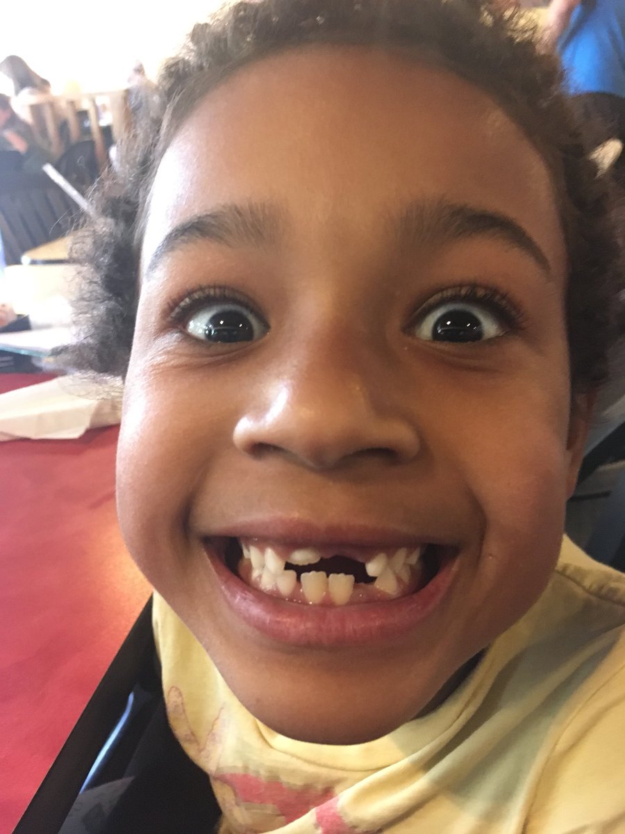Djtj81TARA's tweet photo. #Daughter#2 quotes are priceless! 🤣Told Jai he is a traitor when she found out his 1st job was selling guns @ Friedman’s...about 35 years ago!! #LostAnotherTooth #3rdTooth #VampireChild #SummerOfLostTeeth ☀️🧛🏽‍♀️🤓😬 https://t.co/iRq3udGfiB