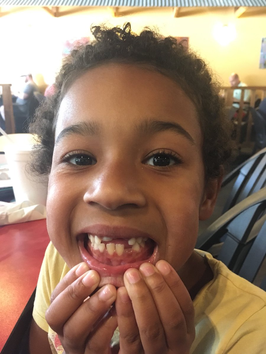 Djtj81TARA's tweet photo. #Daughter#2 quotes are priceless! 🤣Told Jai he is a traitor when she found out his 1st job was selling guns @ Friedman’s...about 35 years ago!! #LostAnotherTooth #3rdTooth #VampireChild #SummerOfLostTeeth ☀️🧛🏽‍♀️🤓😬 https://t.co/iRq3udGfiB