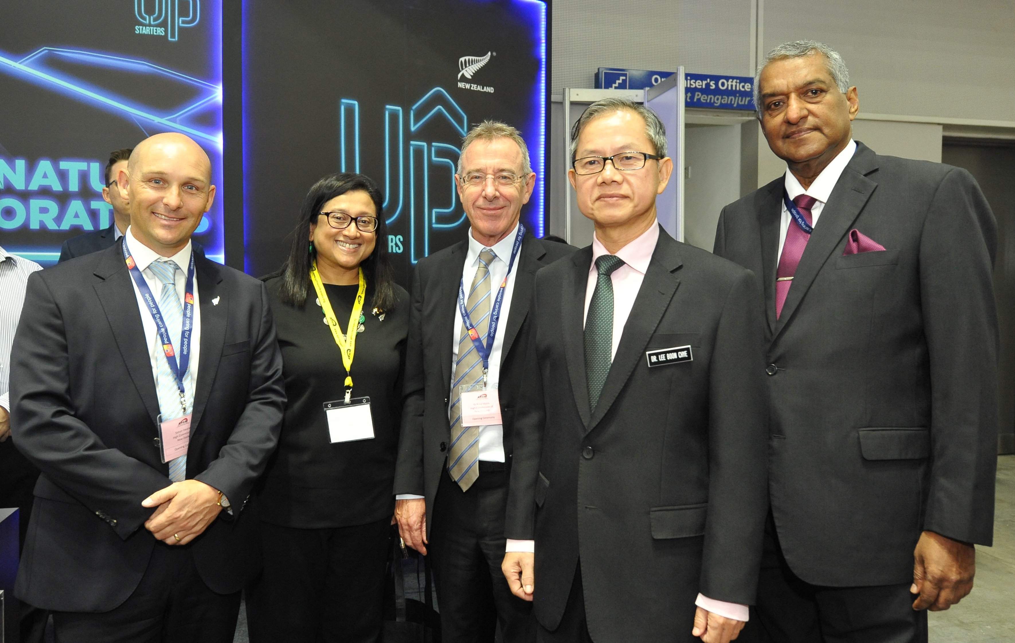 New Zealand Business On Twitter Fantastic To Have Malaysia S Deputy Minister Of Health Y B Dr Lee Boon Chye Together With President Of The Association Of Private Hospitals Malaysia Aphm Dato Dr Jacob