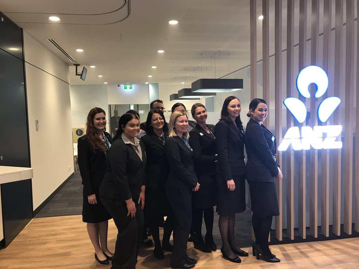 KrugerSue's tweet photo. Great morning celebrating ANZ Toowoomba digital branch opening @karinasmith001 @barnard_marcus @BrettBurness1 @RixJennifer https://t.co/mgyFUTCn0L