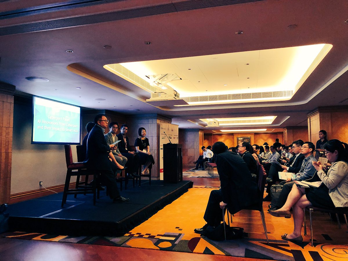 NatalieWong1109's tweet photo. At Hong Kong #AiSummit, @cyberport_hk panel with AI startups including FinTech representation @kristal_ai: βThe biggest challenge for FinTech startups is getting the right talents, assembling the right team & motivating them. β #cfte https://t.co/O992snKEfE