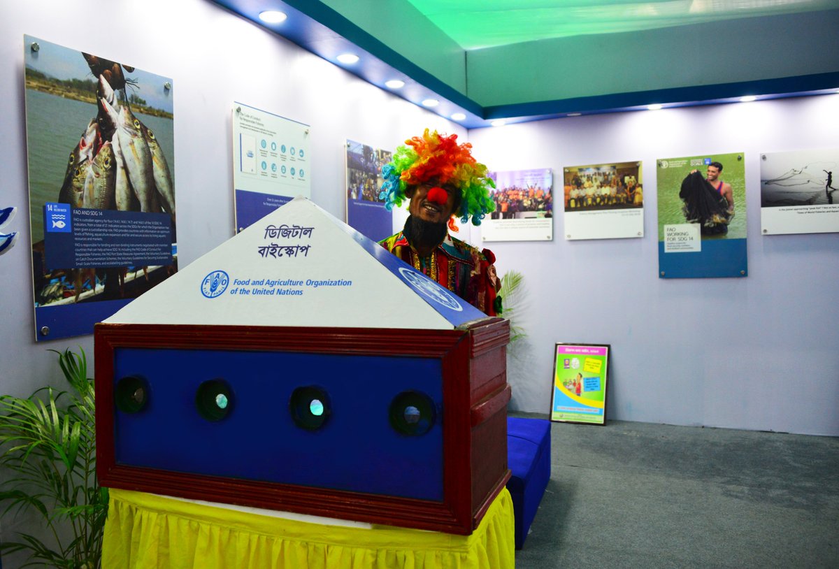 FAOBangladesh's tweet photo. ''National #Fisheries week 2018'', FAO Stall initiative to disseminate information about different fishes through traditional audiovisual equipment called #Biscope. https://t.co/dlGenJG7R2