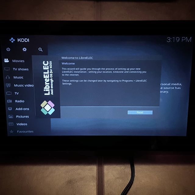 spdrwhumanhead's tweet image. success! #raspberrypi #raspberrypi3b #raspberrypi7inchdisplay #libreelec #mediacenter #diy #minicomputer