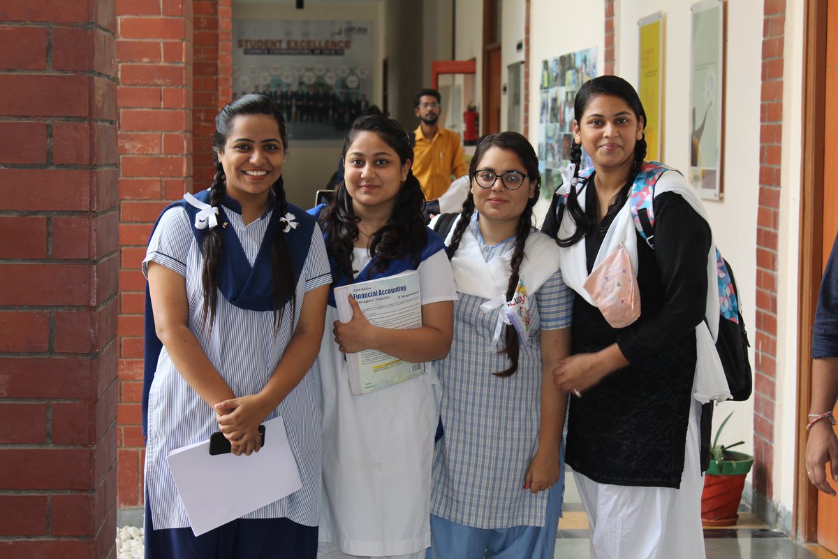 Jaipuria_Inst's tweet photo. #Day1 #FreshersWeek #BacchaDay #RelivingChildhood #BackToSchool #MRCIndore #JaipuriaIndore #JaipuriaInstituteofManagement #BEaJaipurian #WEareJaipurians https://t.co/MGxR9GfsJv