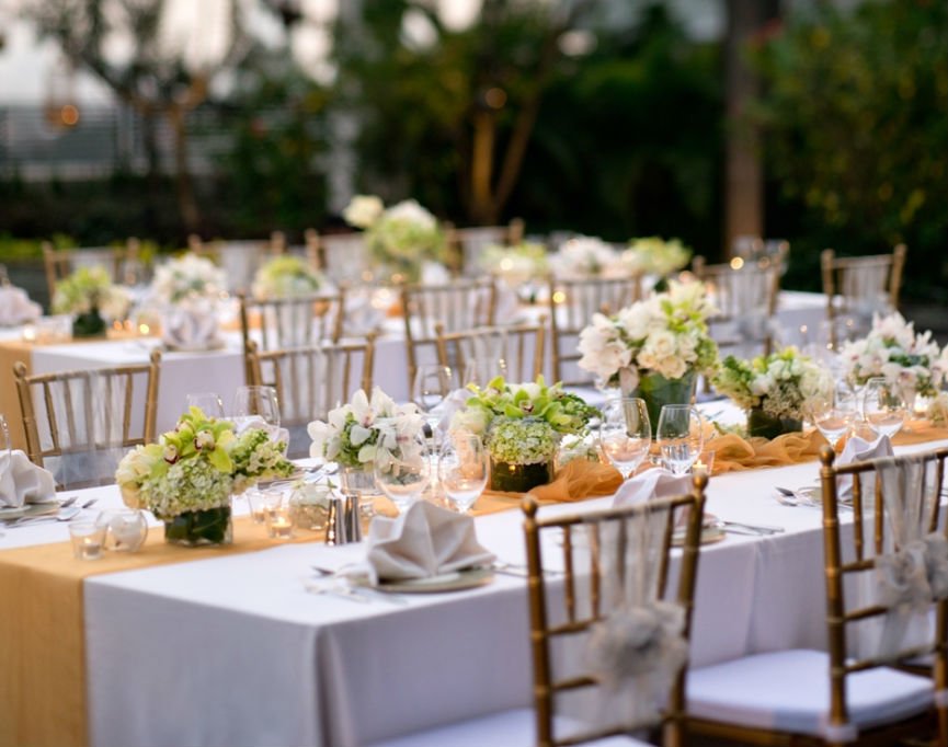 MO_JAKARTA's tweet photo. Dreaming of an outdoor wedding? Make it come true with this sophisticated setting at our poolside.
#WeddingsbyMO  #MandarinOrientalJakarta https://t.co/kVIBFWFbqk