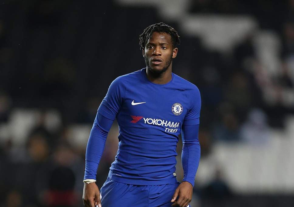 Michy Batshuayi has been told by Chelsea manager Maurizio Sarri that he has a future at Stamford Bridge. (Source: RMC)