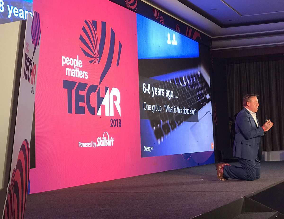 ZiniaFernandes's tweet photo. @jasonaverbook pleads for ‘cloud’ technology and goes down on his knees to assure us ‘this is the best time of our careers’  #TechHR18 #LetsTalk @PeopleMatters2 https://t.co/ea8A3CKFbi