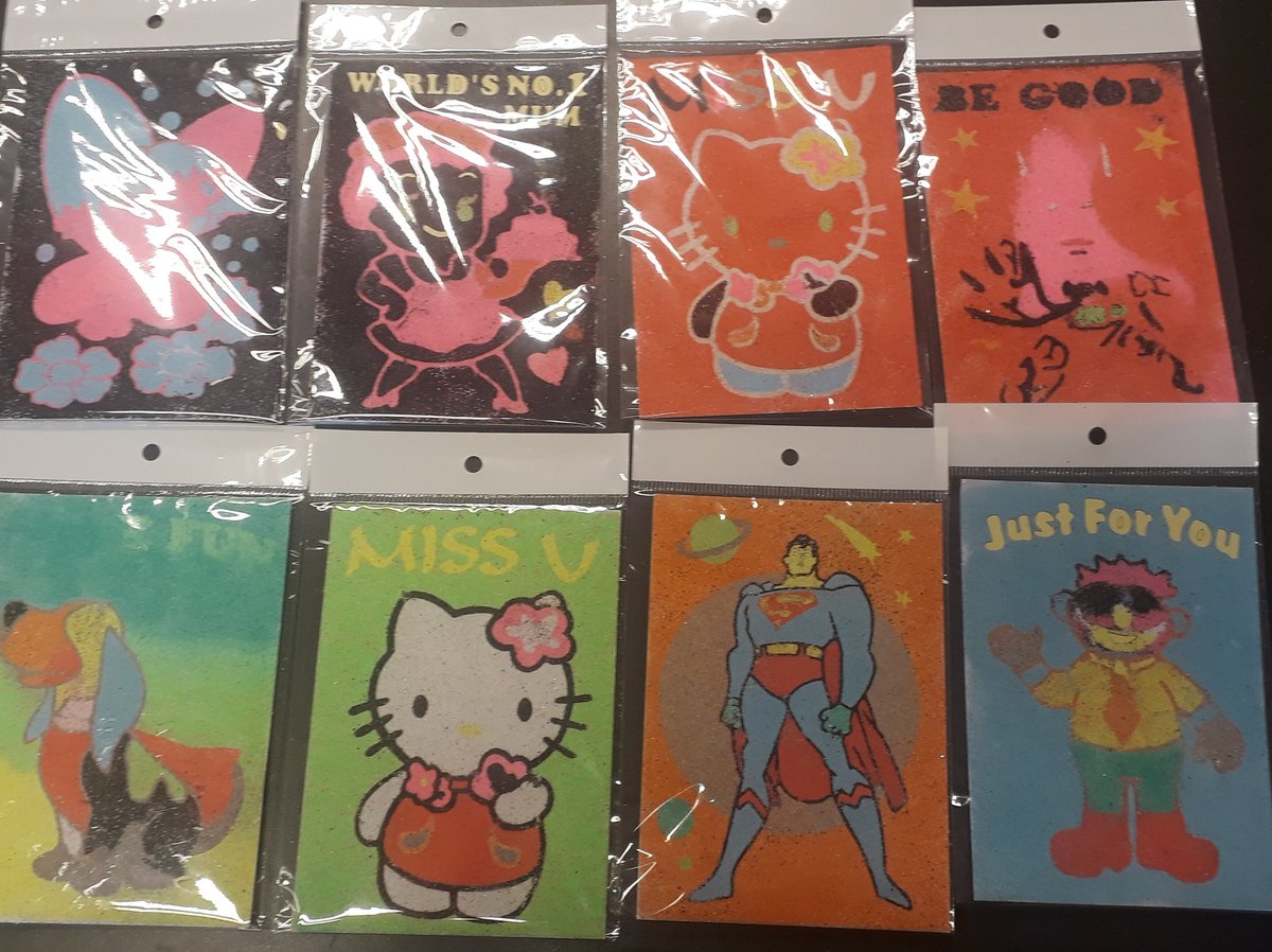 spoeliegrime's tweet photo. #Summeriscool #zomervakantieproject @SportinLelystad; met #plezier en #concentratie maken de #kinderen #zandkaarten #spoeliegrime #lelystad https://t.co/vFZhUPLdzK