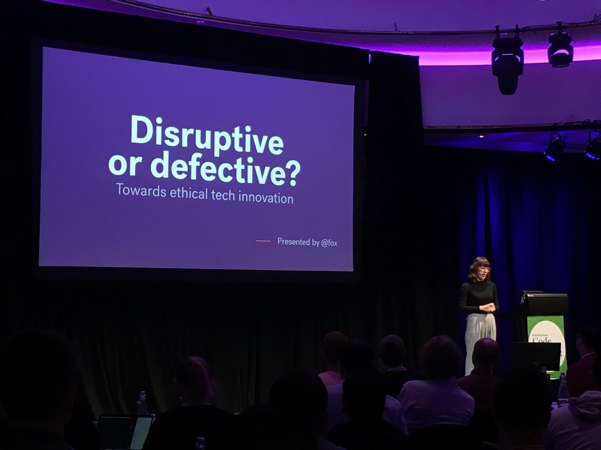 DivZero_'s tweet image. The last segment of #code18 #CodeLeaders kicks off with the fantastic ms @fox. So happy to be at a conference with this kind of content. Thanks @webdirections ❤️