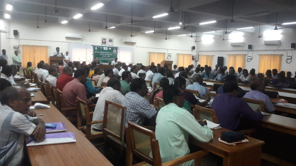 TNSanitation's tweet photo. #SSG2018 District #Collectors of #Nagapattinam and #Thanjavur Districts have chaired #convergence  meeting with stakeholder Departments on 31.7.2018 #SwachhSurvekshanGrameen2018 . preliminary arrangements are being made to have #DistrictLevelLaunch of #SSG2018. #ODF https://t.co/L1Ww8vipRq