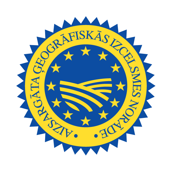 DaigaMierina's tweet photo. Gaujas upē šodien sākas jaunā nēģu sezona. Novēlu Carnikavas zvejniekiem un to  pārstrādātājiem veiksmīgu sezonu! Kā vienmēr gardos Carnikavas nēģus  varēsiet atpazīt pēc ģeogrāfiski aizsargātās kvalitātes zīmes. Tiekamies  visi Nēģu svētkos Carnikavā 25. augustā! https://t.co/8f6ANAvl30
