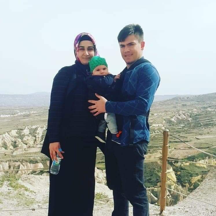 salihpolat42's tweet photo. BAŞIMIZ SAĞ OLSUN 
Hakkari Yüksekova’da terör örgütünün saldırısı sonucu hayatını kaybeden askerimizin eşi Nurcan Karakaya ve 11 aylık bebeğine Allah’tan rahmet diliyorum. Onların mekanı cennettir inşallah. Katillerinin yeri ise hem bu dünyada hem de ahirette cehennem olacaktır. https://t.co/o2ezS20IeW
