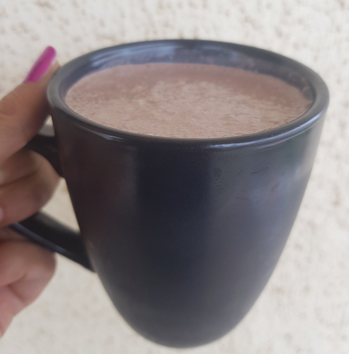Flora_Saini's tweet photo. breakfast #coldchocolate #keto -@Amul_Coop whipping cream (zero sugar)
-almond milk
-@WeikfieldFoods coco powder
-@Zevic_Stevia
-chia seeds
-collagen
-@MusclePharm glutamine
-@health_olicious MCT oil
-@healtholicious.bkk BHB salt
#keto #ketoindian #ketobreakfast #ketolove 😃☕ https://t.co/ca84w5Oqz5
