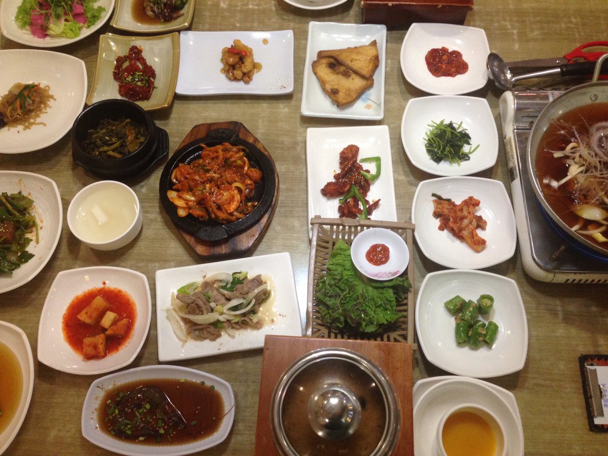 Philip_Ahn's tweet photo. 부천에 있는 수라예찬.
게장은 별로였지만 다른건 괜찮았다. https://t.co/aMZVPKPLWI