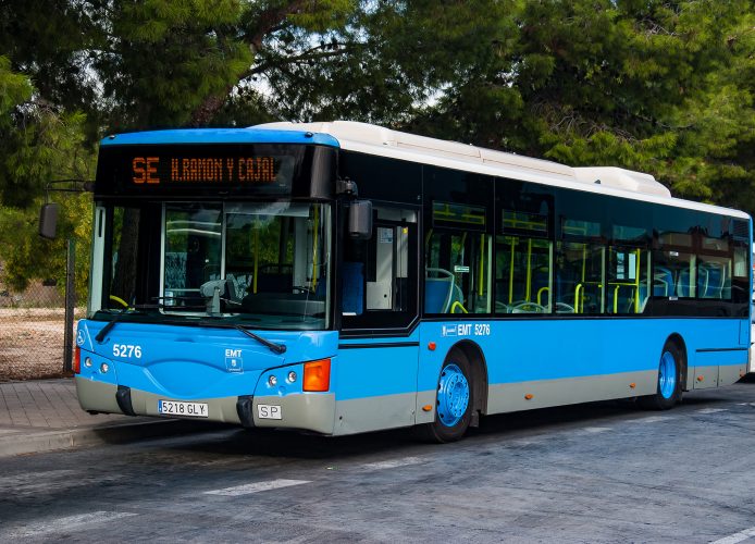 En agosto la <a href="/EMTmadrid/">EMT Madrid</a> ajusta el horario de sus líneas diurnas a la demanda de viajeros prevista para este mes. diario.madrid.es/blog/notas-de-…