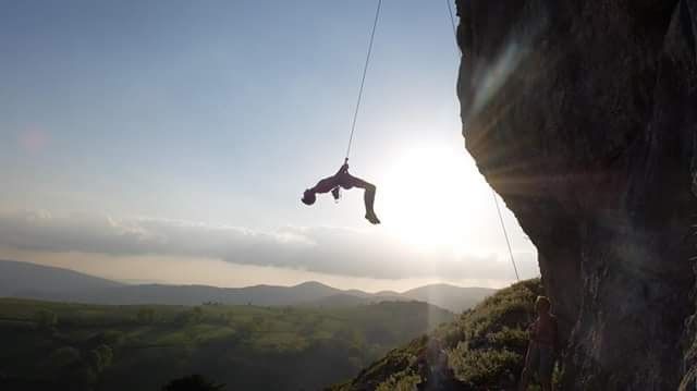 We’re excited to welcome climber <a href="/sammyclimboakes/">Sammy Oakes</a> to our athlete team! 
At just 17 years old, Sammy is 2-time winner of the British cup and aims to become British lead champion one day. His dream is to free climb the nose of El Capitan!
#livebreatheclimb
ellis-brigham.com/advice-inspira…