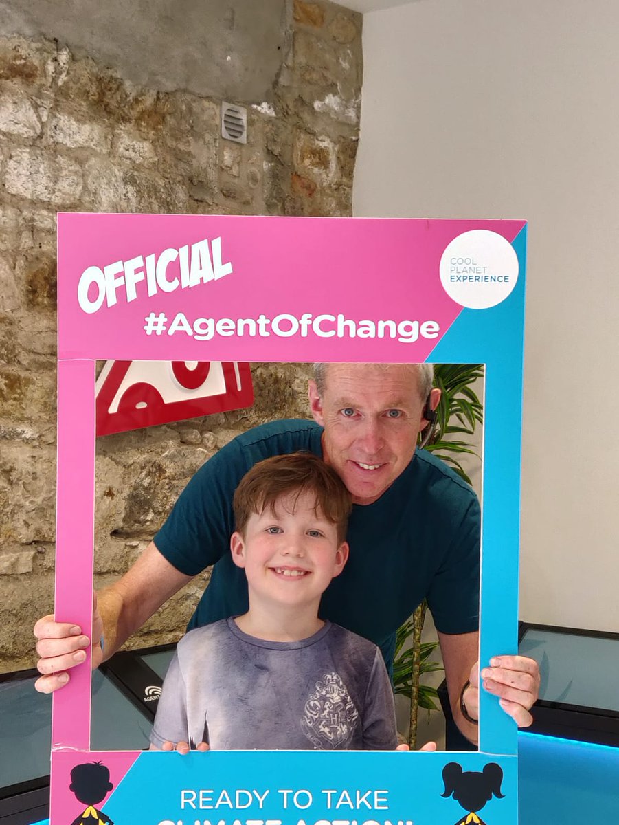 CoolPlanetExp's tweet photo. Last week we had the wonderful Glen & his dad Ciaran visit & become OFFICIAL #AgentsOfChange ๐๐๐Are you ready for your #CoolPlanetExperience? Book now at https://t.co/5LaGkUP3O7 ๐#bethechange #climateaction https://t.co/h0NPhHZCUI