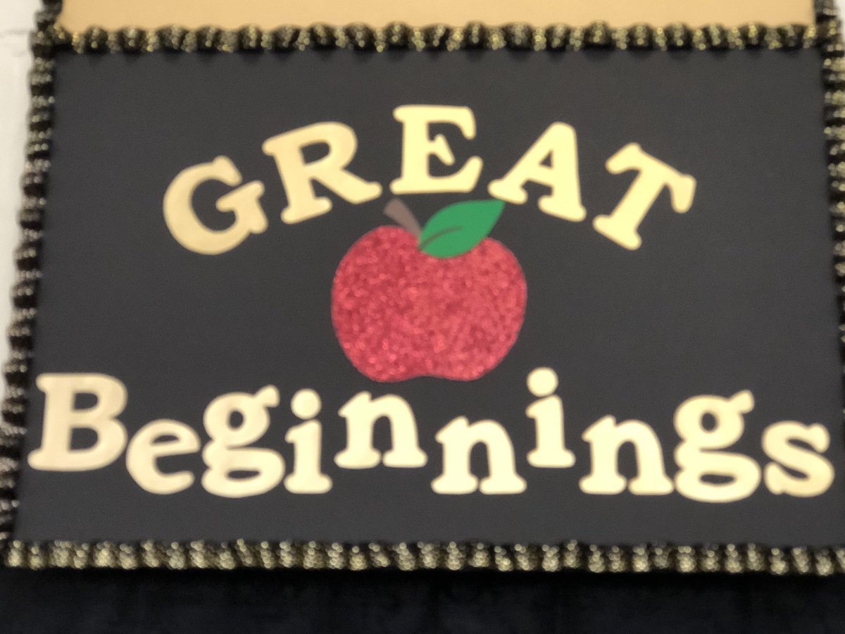 BenWhitehouse98's tweet photo. Welcome new teachers to the Marion County family! #WeAreMCPS #Area3 @Grantham_Greats @drheidi2007 https://t.co/SV7v2YyqY0