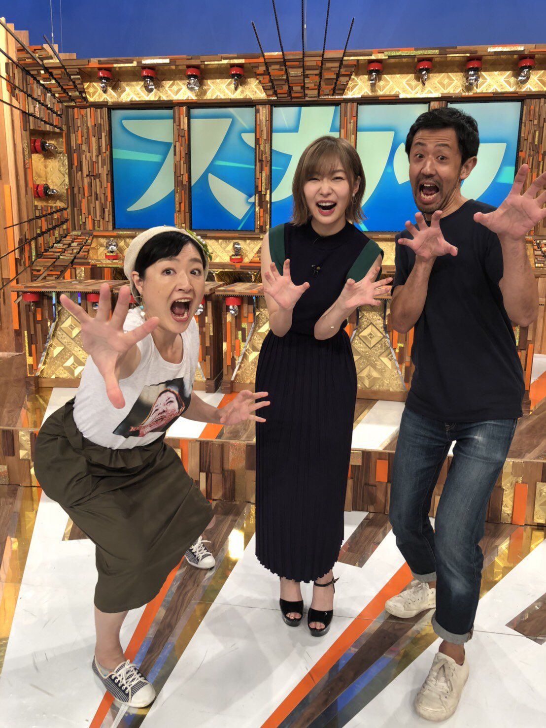 【公式】痛快TV スカッとジャパン on Twitter "本日 スカッとジャパン の収録でした ️ 話題の映画