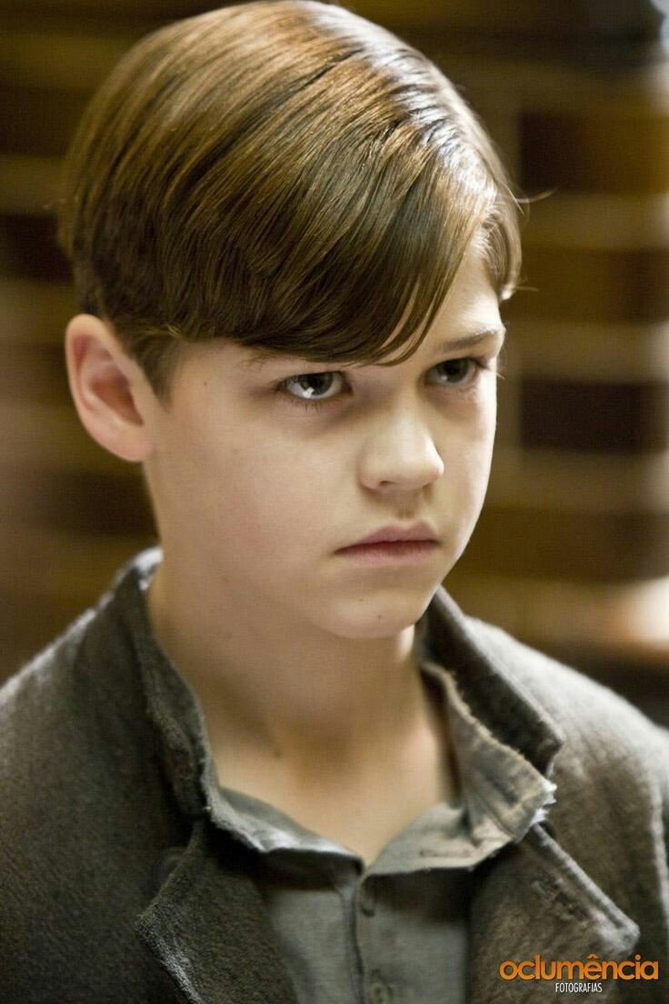 Hero Fiennes Tiffin Ph Fact Hero Was Known For His Role As 11 Year Old Tom Marvolo Riddle Lord Voldemort In Harry Potter And The Half Blood Prince It S Like We Ve Seen