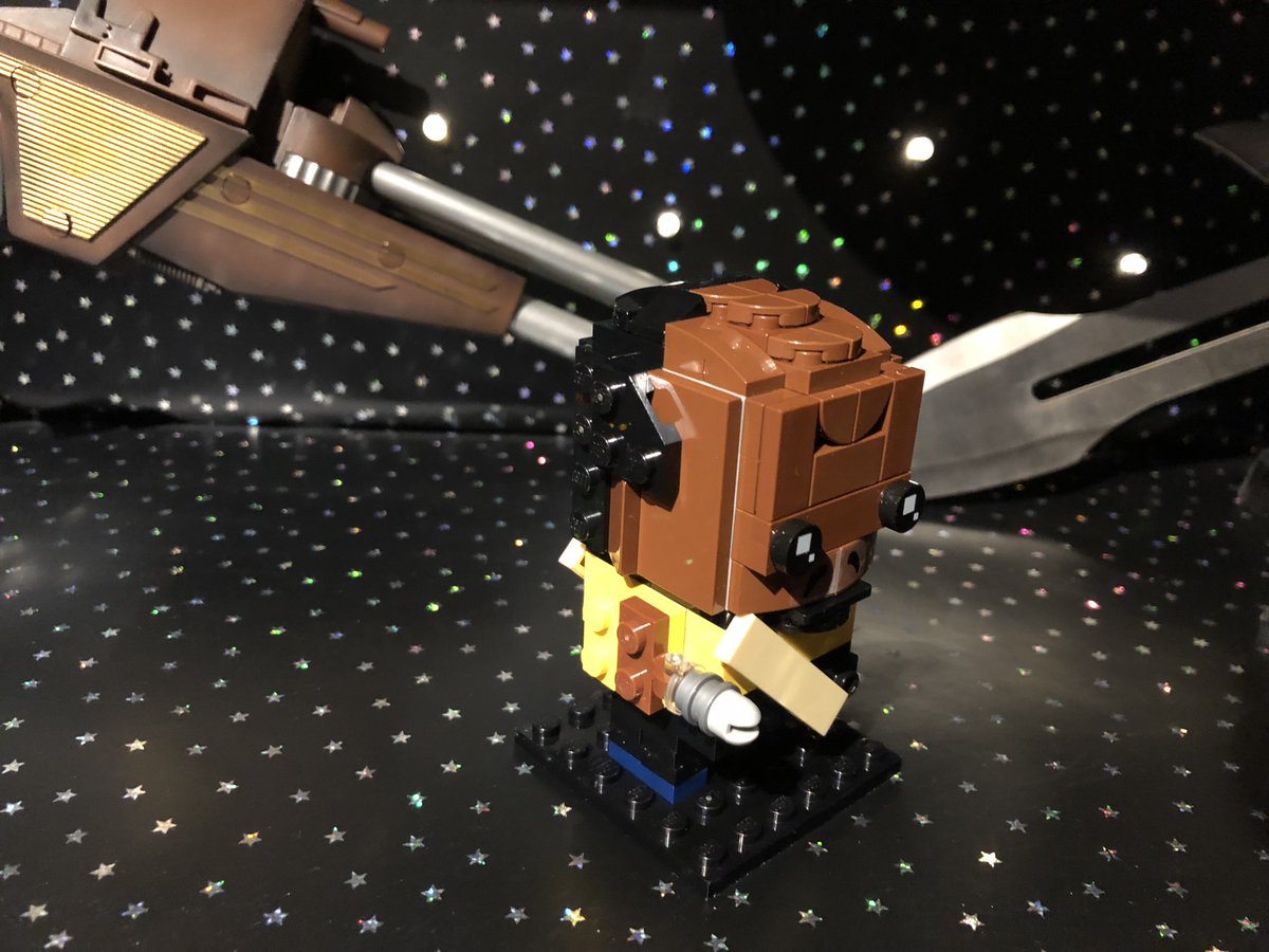 Thomie_ch's tweet photo. I used my new @LEGO_Group #Brickheadz #GoBrickMe set to build Lt. Worf from @StarTrek The Next Generation. :-) I hope there will be an official set one day! Looking forward to meeting Michael Dorn at @StarTrek_DST in October!
#STTNG @StarTrekCH @matthew__ashton @akaWorf https://t.co/fwKFl3GphB