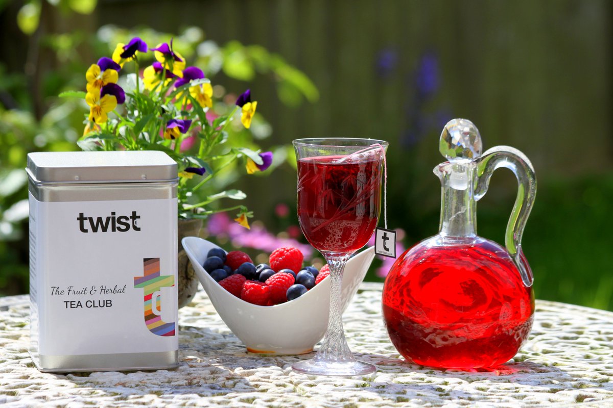TwistTeas's tweet photo. We are very proud to announce that we have been awarded 2 stars in #GreatTasteAwards for our #PassionfruitandRoseTea and six, 1-star awards for #ChamomileYawn #AfterEat #SummerBerries #MintHumbug #MintChocChip #BananaShake https://t.co/sqHBrkh3v0