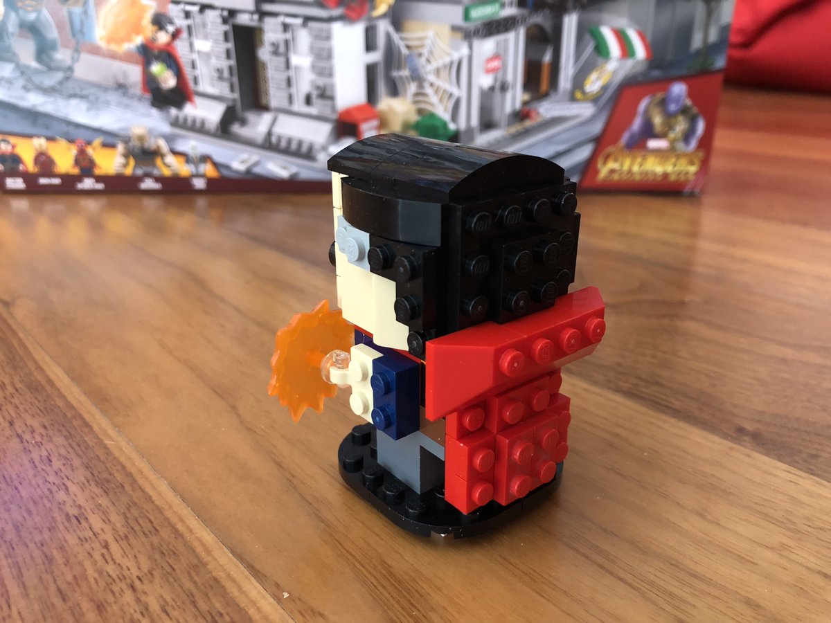 Thomie_ch's tweet photo. I used my new @LEGO_Group #Brickheadz #GoBrickMe set to build #DoctorStrange! Most of the @Avengers got their own sets and I certainly hope that there will be one with him soon! (Apart from the SDCC one that matched the comics, not #BenedictCumberbatch's films.) @matthew__ashton https://t.co/64KehfR4sQ