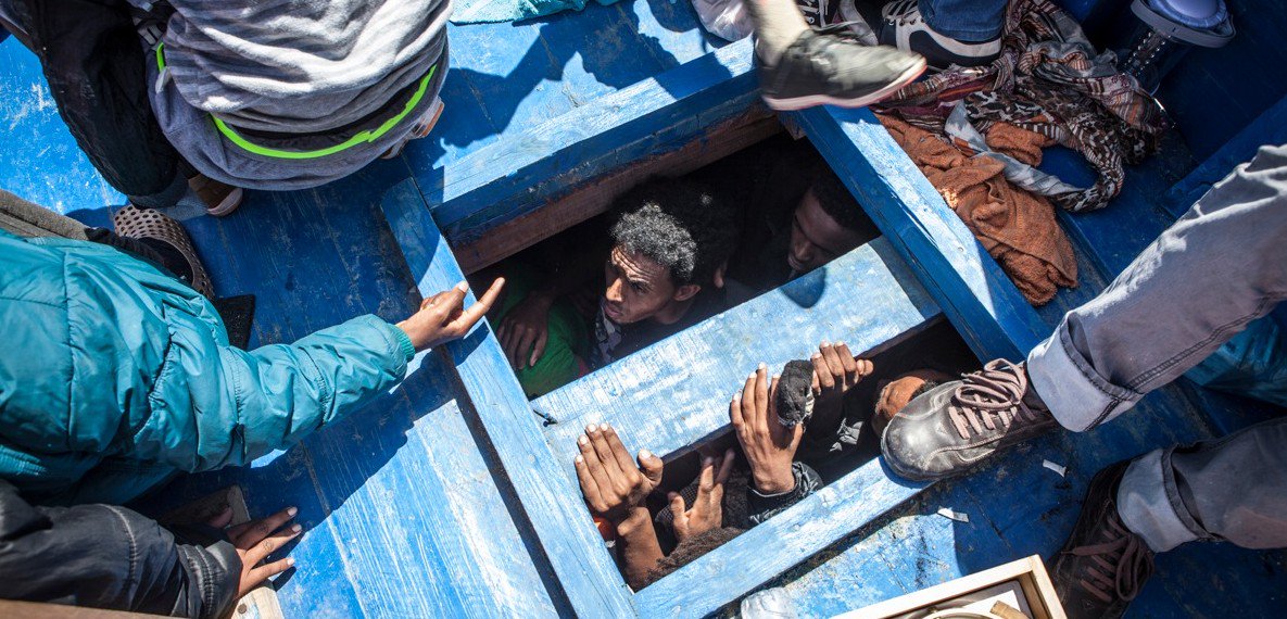 "I don’t consider myself a #conflict_photographer – but my work takes me to places of conflict. I am interested in the human condition and using imagery to be a conduit through which people can gleam insight into other peoples lives" ow.ly/UsPg30kAaGe #migrants