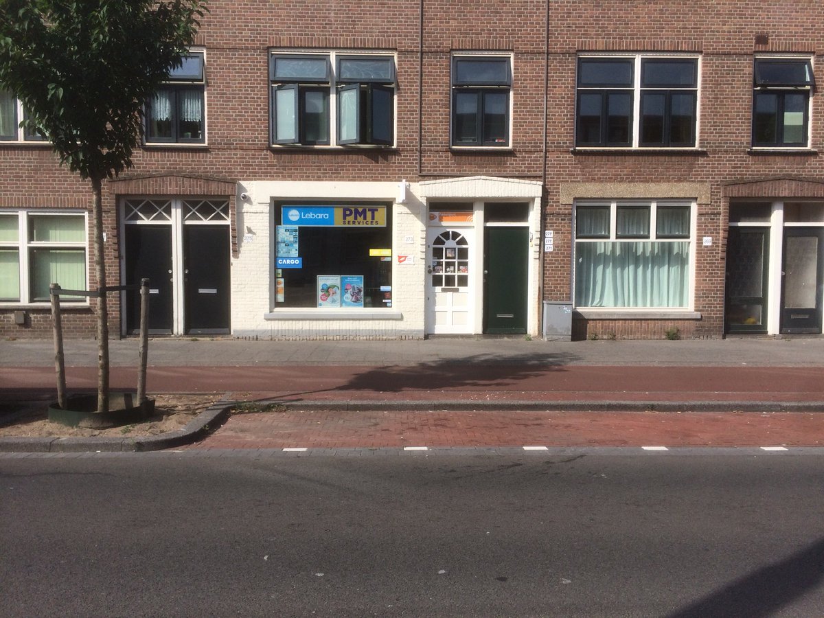 Wel wennen in Laak <a href="/PostNL/">PostNL</a> pakketpunt op Rijswijkseweg 273 opent veel te laat.