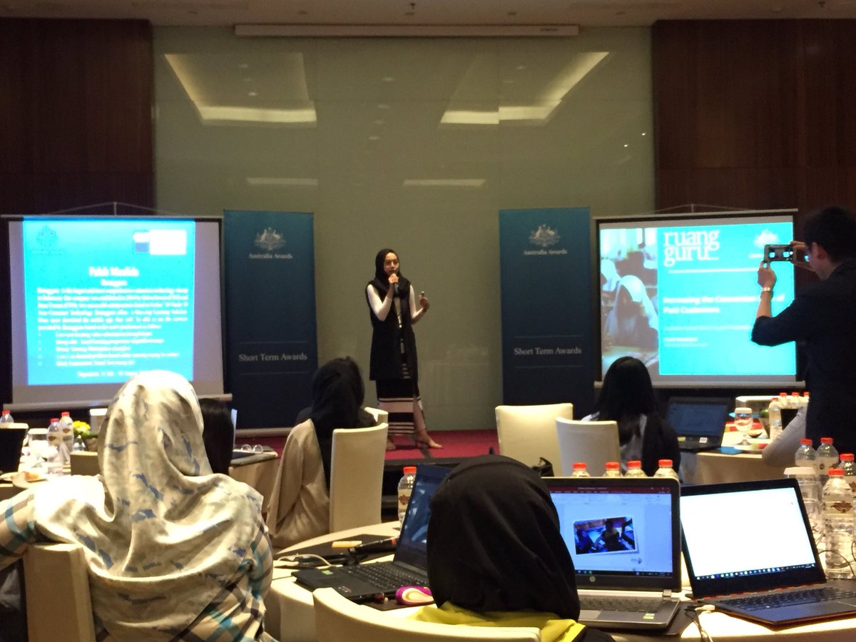 VChristaldi's tweet photo. Next up: Falah Maulida, Marketing Operations Lead of @ruangguru, the largest and most comprehensive edu tech startup in Indonesia. Ruang Guru have had more than 7.5 million registered users! @AustraliaAwards #TechScaleUpID https://t.co/qcNqm5hdGp