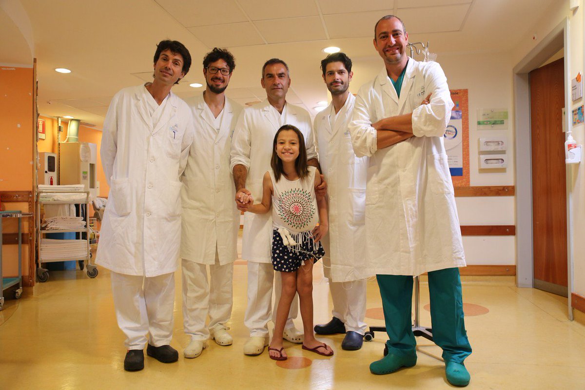 fondazionemeyer's tweet photo. Ha 13 anni la paziente che è stata operata di recente dalla nuova Unità di Ricostruzione Intestinale del Meyer guidata dal prof. Morabito. Ora la bambina, con la sindrome dell'intestino corto, sta bene e ha cominciato ad alimentarsi anche per via naturale https://t.co/MSVMSF69Nk https://t.co/7KQYxBIPl0