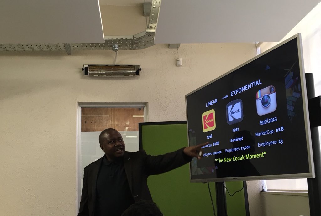 ESquaredSA's tweet image. R1 vs. R1,000,000 – which would you take? One is a guaranteed amount and one is yours to grow exponentially- the sky is the limit! Linear vs. Exponential growth #E2Accelerator #Mind_The_Gap #Transformation #Catalytic_Innovation #Tshimologong @rochemamabolo