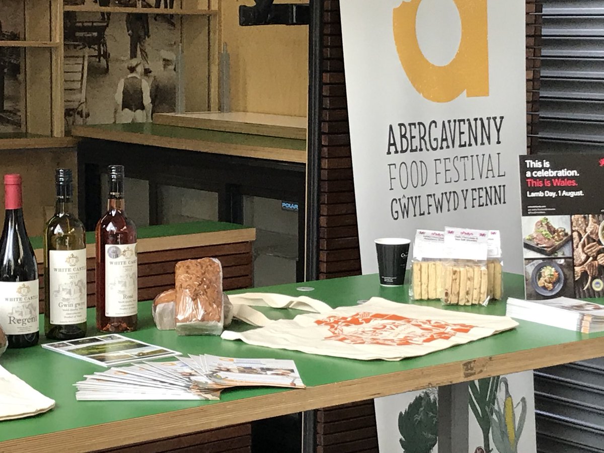 All set and ready to celebrate welsh lamb day with Welsh Wines from <a href="/Welshwines/">WHITECASTLE VINEYARD</a> <a href="/Llaethliw/">Llaethliw Vineyard</a> <a href="/FoodDrinkWales/">Food and Drink Wales</a> #wales #welsh #Monmouthshire <a href="/afoodfestival/">Abergavenny Food Festival</a>